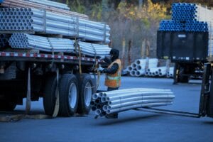 United Pipe & Steel Loading Truck for Delivery
